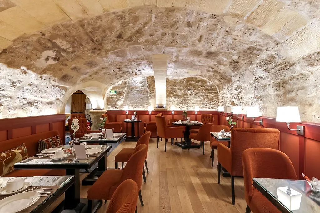 Hotell Les Tournelles